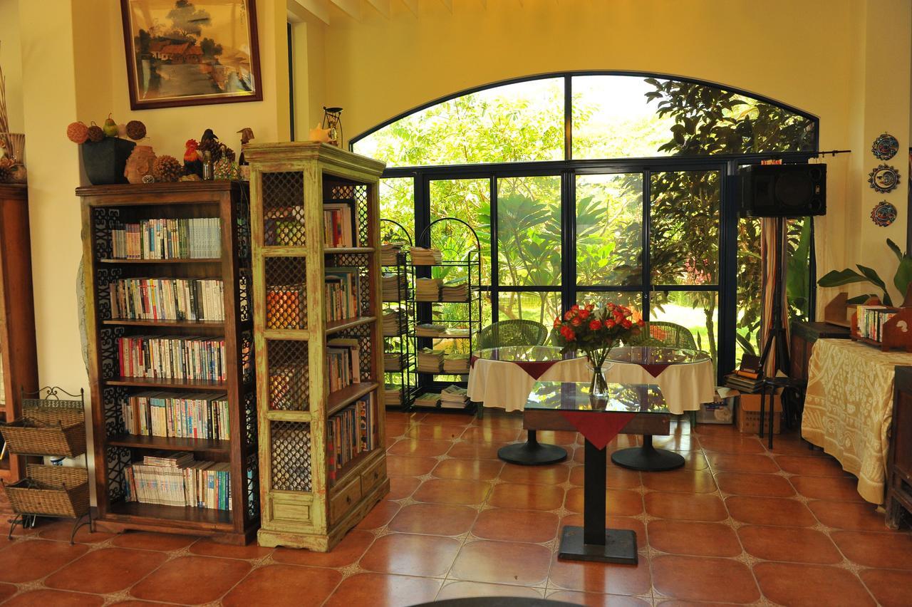 Tuscany Garden B&B Guanxi Exterior photo